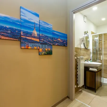 Casa Luce Family House Centro Free Wifi - Netflix Apartment Turin