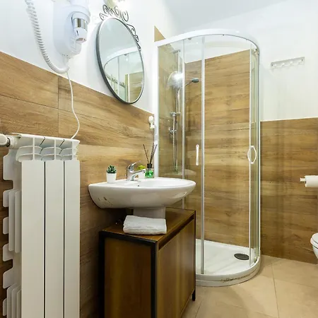Casa Luce Family House Centro Free Wifi - Netflix Apartment